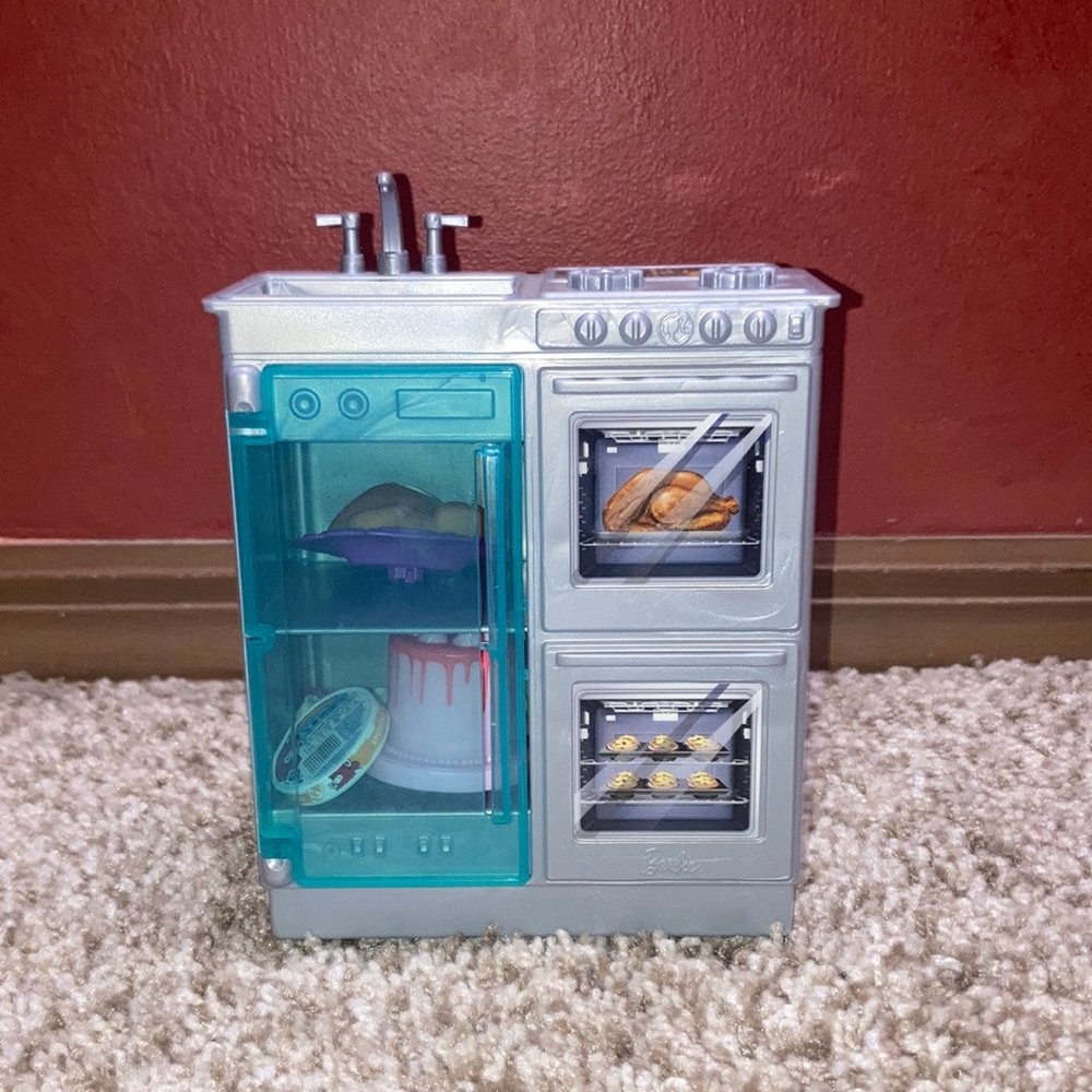Barbie kitchen